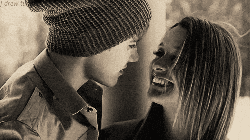 tumblr_malo74BSJX1rdx1huo1_500.gif
